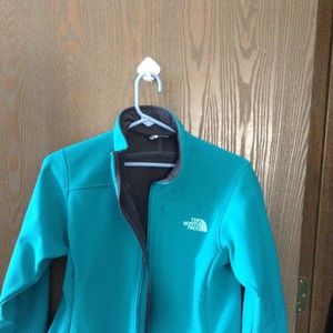 North Face size Small